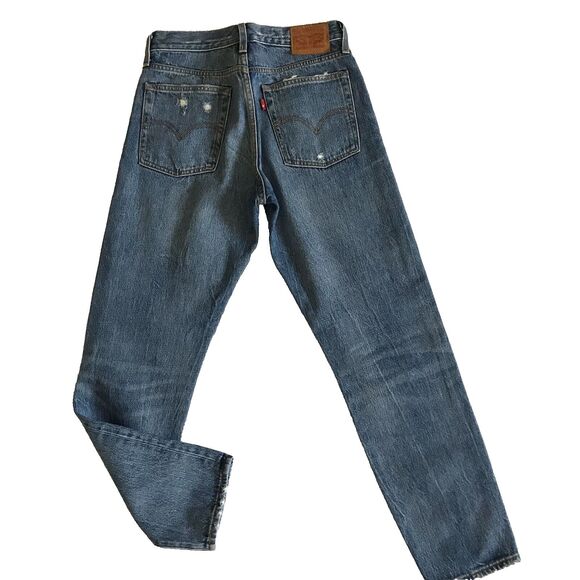 LEVI'S Women’s 26 X 28 The Wedgie Ankle Jeans Distressed Button Fly Style 22861 - Picture 3 of 11